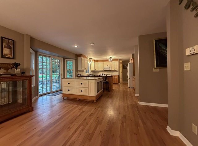 S67W18950 Steeplechase DRIVE, Muskego, WI 53150