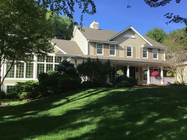 S67W18950 Steeplechase DRIVE, Muskego, WI 53150