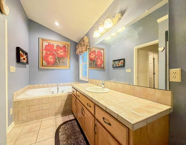 S67W18950 Steeplechase DRIVE, Muskego, WI 53150