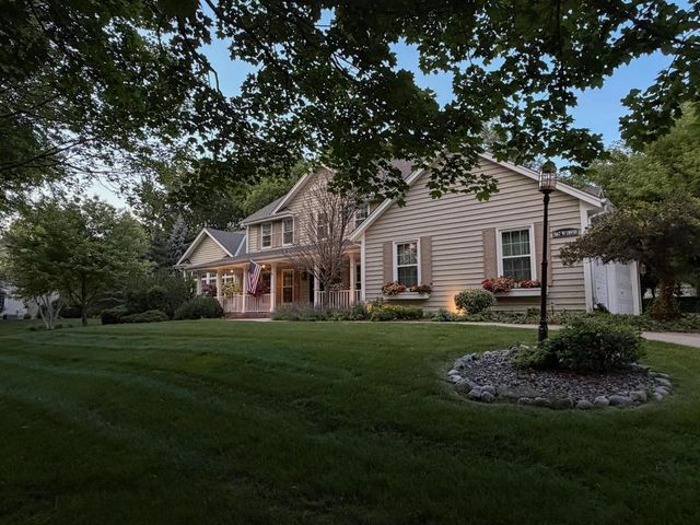 S67W18950 Steeplechase DRIVE, Muskego, WI 53150