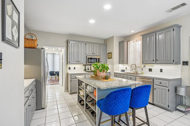 8722 Bayshore Lane, Rowlett, TX 75088