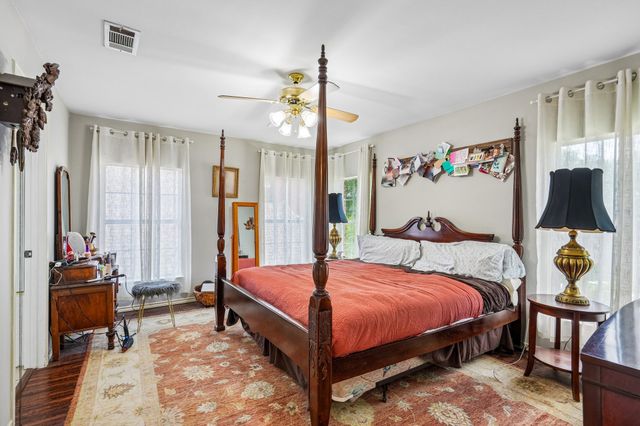 8722 Bayshore Lane, Rowlett, TX 75088