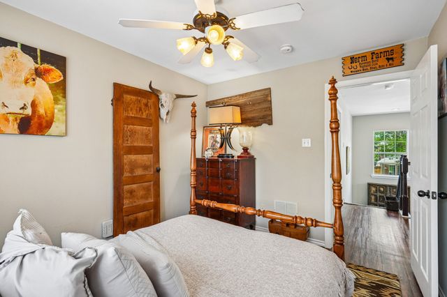 8722 Bayshore Lane, Rowlett, TX 75088