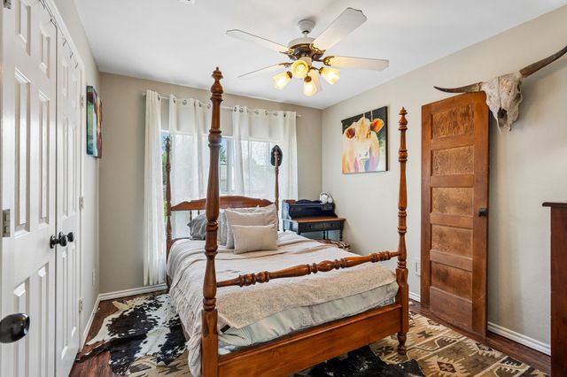8722 Bayshore Lane, Rowlett, TX 75088