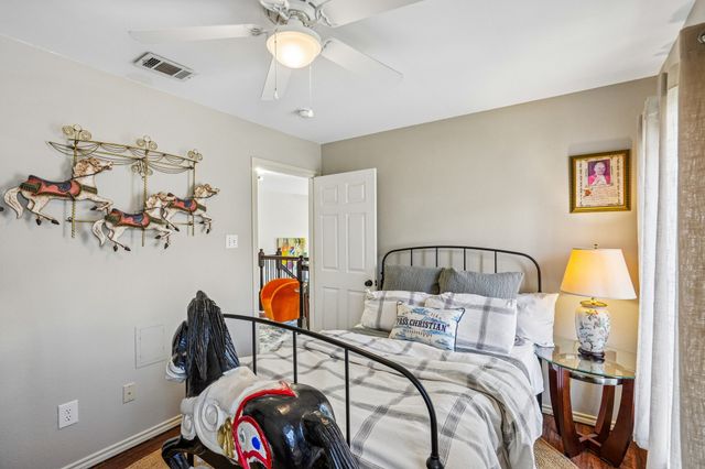 8722 Bayshore Lane, Rowlett, TX 75088