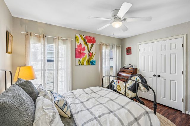 8722 Bayshore Lane, Rowlett, TX 75088