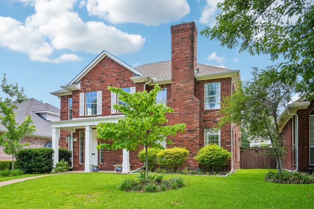 8722 Bayshore Lane, Rowlett, TX 75088