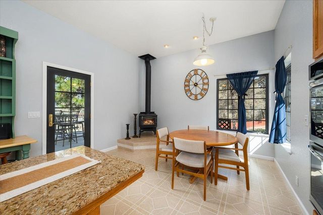 7410 White Oak Dr, Placerville, CA 95667