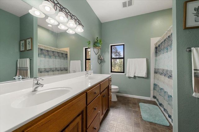 7410 White Oak Dr, Placerville, CA 95667
