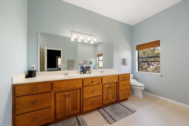 7410 White Oak Dr, Placerville, CA 95667