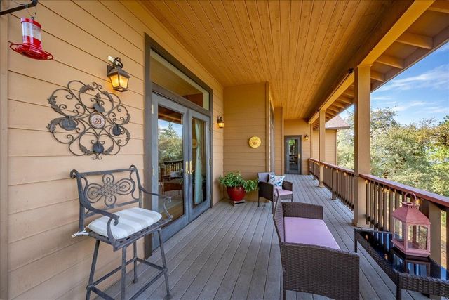 7410 White Oak Dr, Placerville, CA 95667