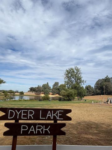 7410 White Oak Dr, Placerville, CA 95667