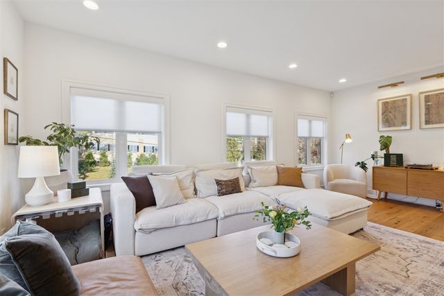 1824 Sherman Street, Grand Rapids, MI 49506