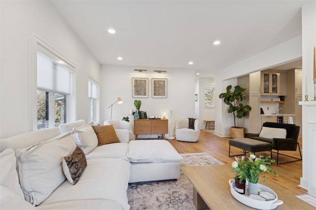 1824 Sherman Street, Grand Rapids, MI 49506