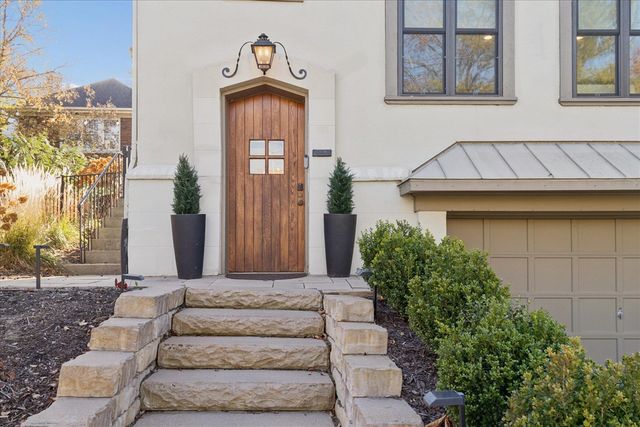 1824 Sherman Street, Grand Rapids, MI 49506