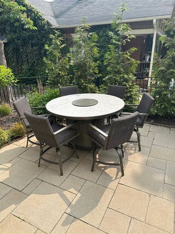 1824 Sherman Street, Grand Rapids, MI 49506