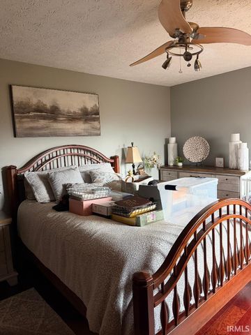 1843 Spruce Drive, Linton, IN 47441