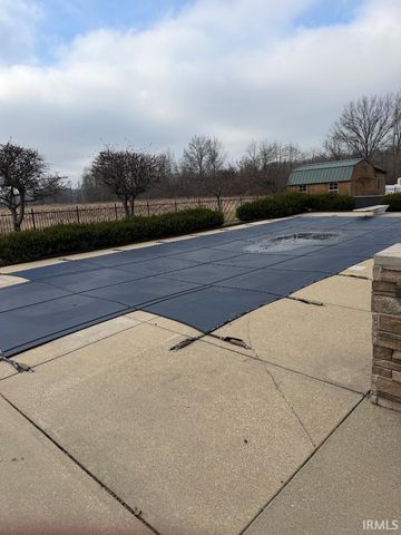 1843 Spruce Drive, Linton, IN 47441