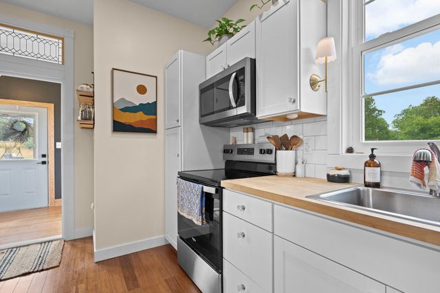 1589 Clearview RD, Bedford, VA 24523