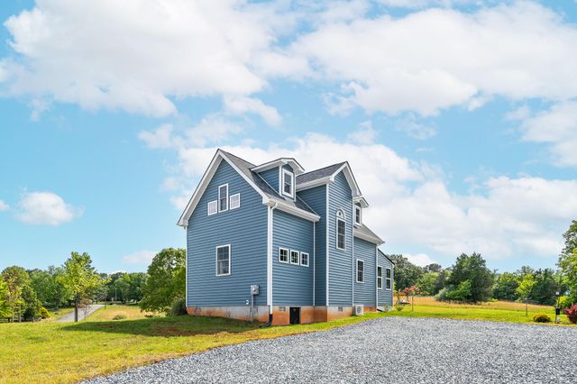 1589 Clearview RD, Bedford, VA 24523