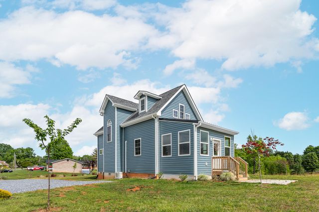 1589 Clearview RD, Bedford, VA 24523