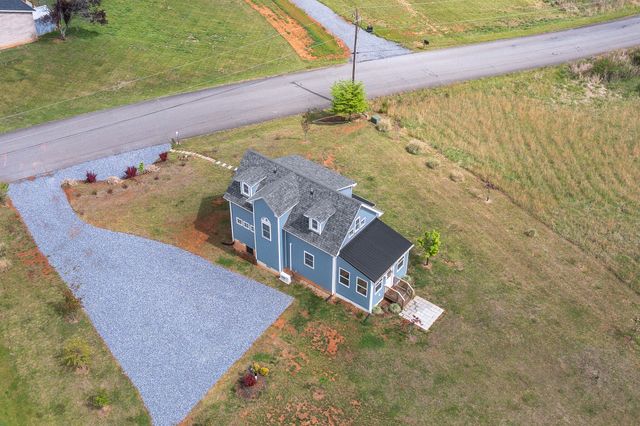1589 Clearview RD, Bedford, VA 24523