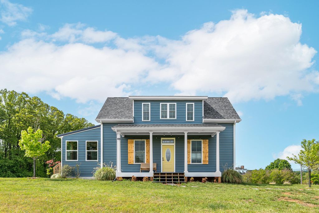 1589 Clearview RD, Bedford, VA 24523