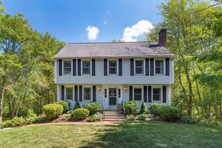 15 Ridge St, Millis, MA 02054