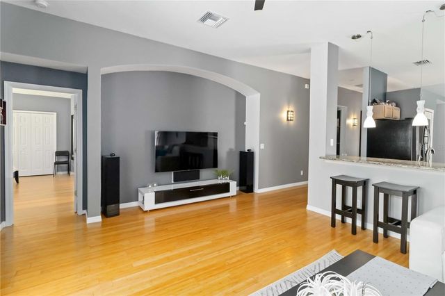 1220 LAKE HIGHVIEW LANE, Brandon, FL 33510