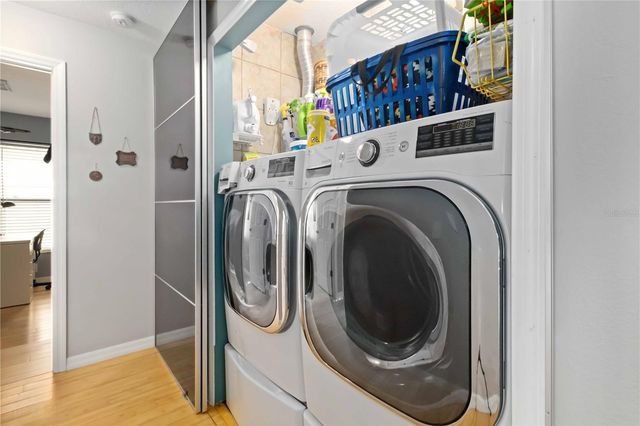 1220 LAKE HIGHVIEW LANE, Brandon, FL 33510