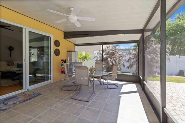 1220 LAKE HIGHVIEW LANE, Brandon, FL 33510