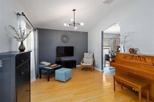 1220 LAKE HIGHVIEW LANE, Brandon, FL 33510