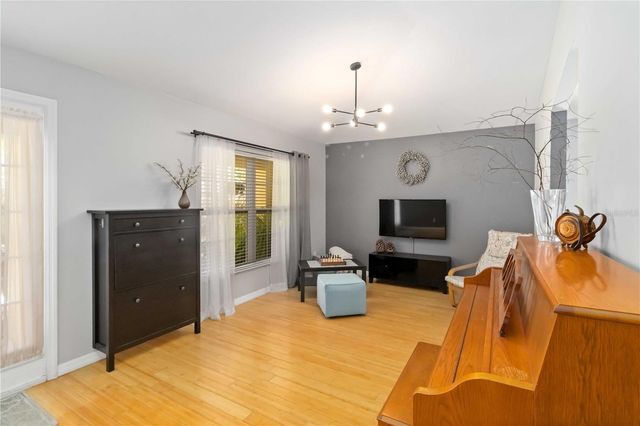 1220 LAKE HIGHVIEW LANE, Brandon, FL 33510