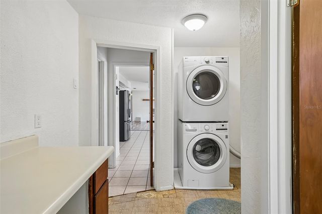 144 8TH AVENUE N, St Petersburg, FL 33701