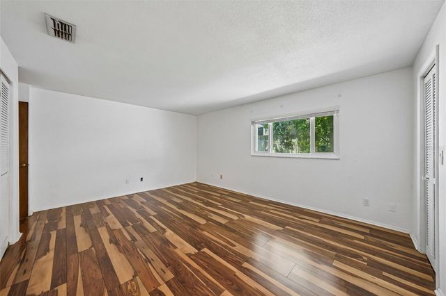144 8TH AVENUE N, St Petersburg, FL 33701