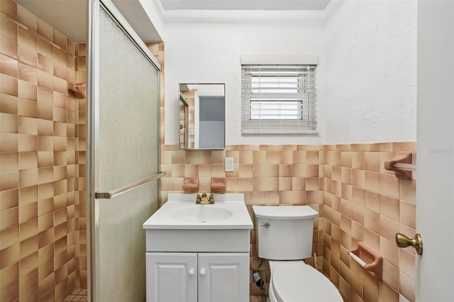 144 8TH AVENUE N, St Petersburg, FL 33701