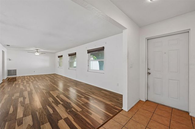 144 8TH AVENUE N, St Petersburg, FL 33701