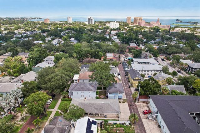 144 8TH AVENUE N, St Petersburg, FL 33701