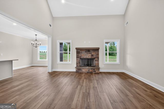 88 Conner Lane, Williamson, GA 30292
