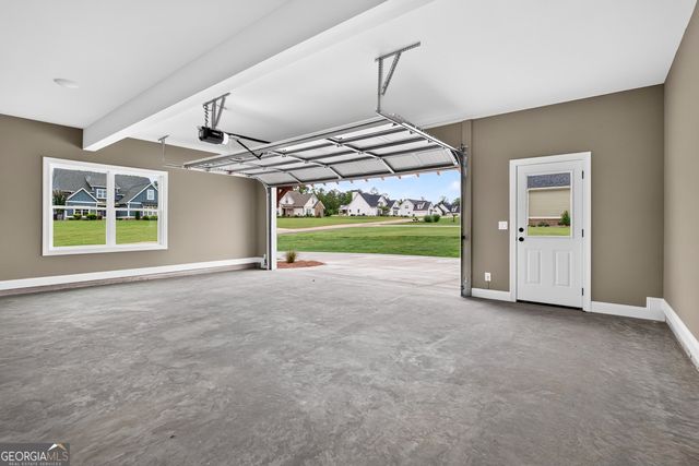 88 Conner Lane, Williamson, GA 30292
