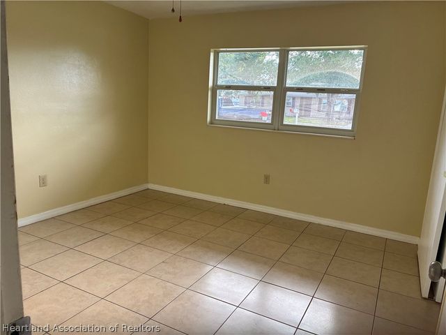 1525 Lagrange Avenue, Sebring, FL 33870