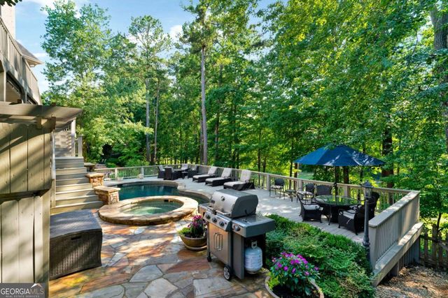 1313 Fallsbrook Terrace NW, Acworth, GA 30101