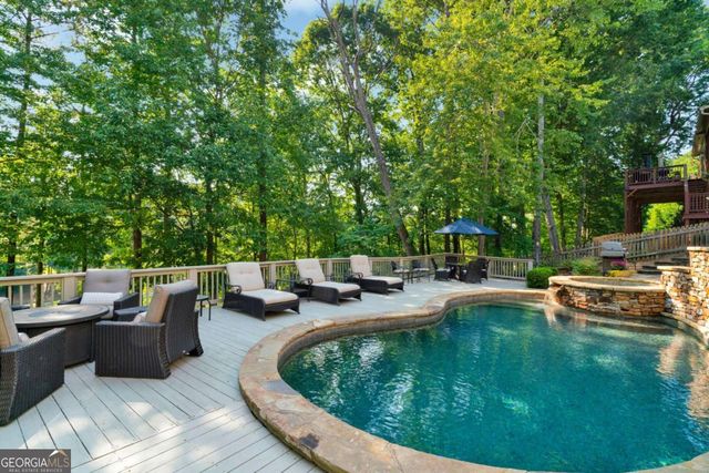 1313 Fallsbrook Terrace NW, Acworth, GA 30101