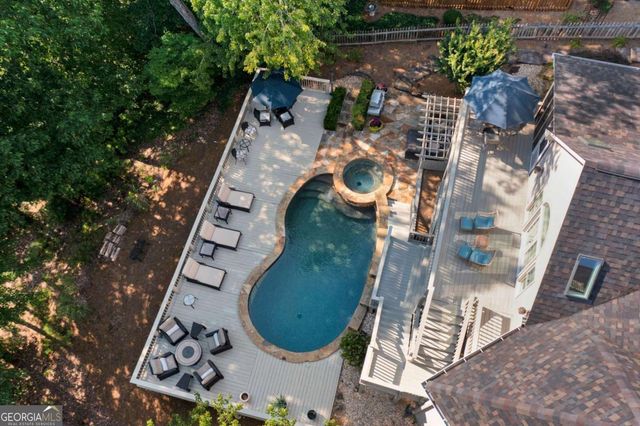 1313 Fallsbrook Terrace NW, Acworth, GA 30101