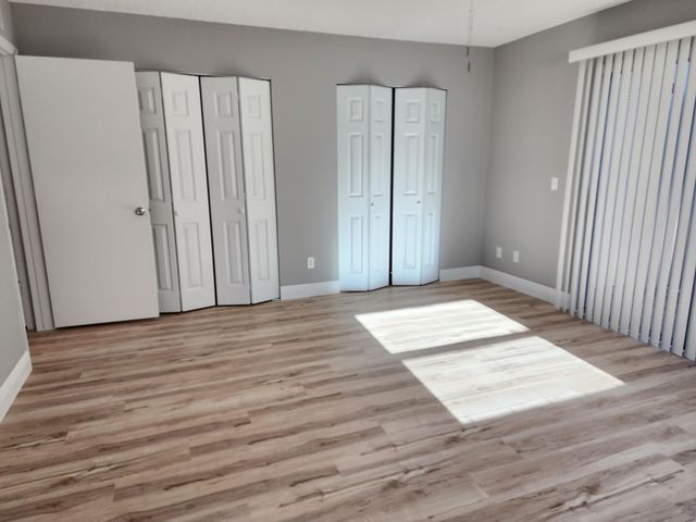10 Lake Vista Trl Apt 105, Port St Lucie, FL 34952