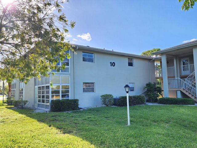 10 Lake Vista Trl Apt 105, Port St Lucie, FL 34952