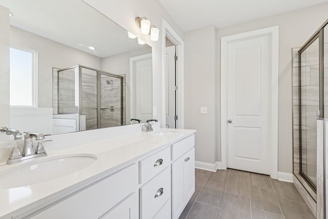 7205 Lake Rd, Fairview, TN 37062