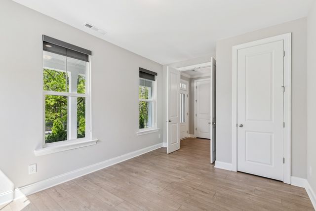 7205 Lake Rd, Fairview, TN 37062