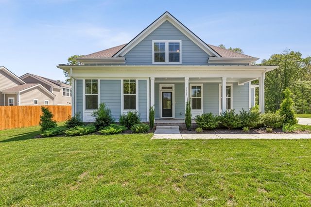 7205 Lake Rd, Fairview, TN 37062