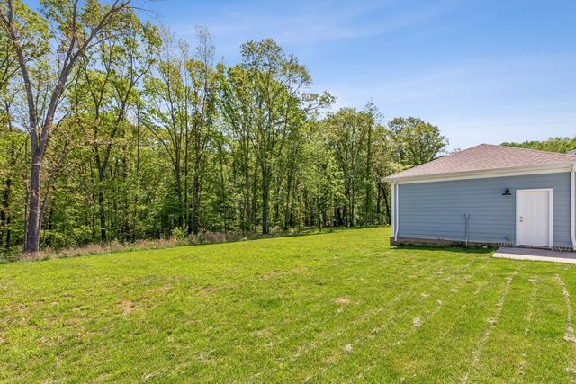 7205 Lake Rd, Fairview, TN 37062